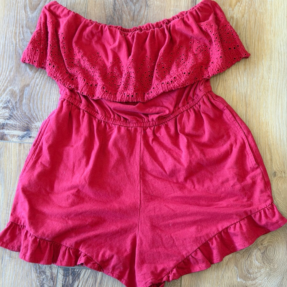 Rue21 Vibrant Red Cotton Top